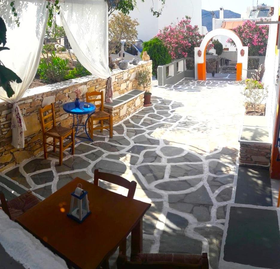 איוס חורה George'S Place מראה חיצוני תמונה